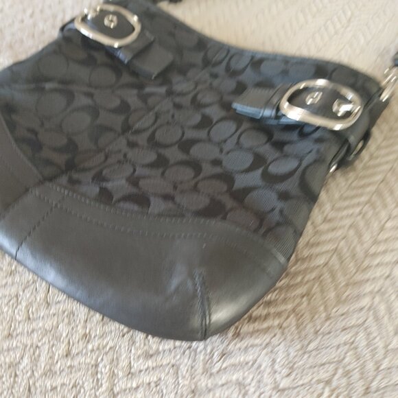 Coach Signature Purse - Shoulder Crossbody Bag, Leather/Canvas, Black. - Picture 5 of 16